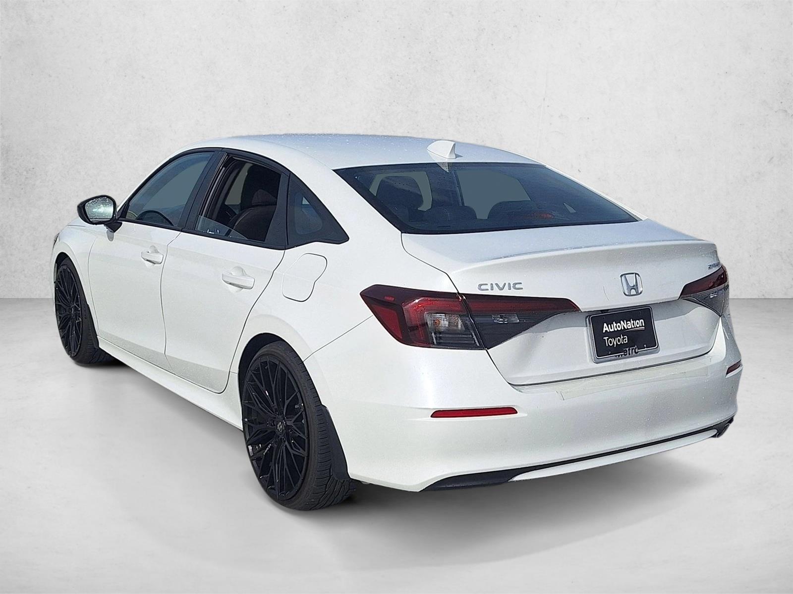 2025 Honda Civic Sport photo 5