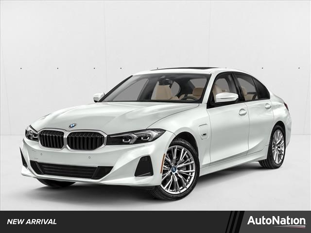 2023 BMW 3 Series 330e Sedan's photo