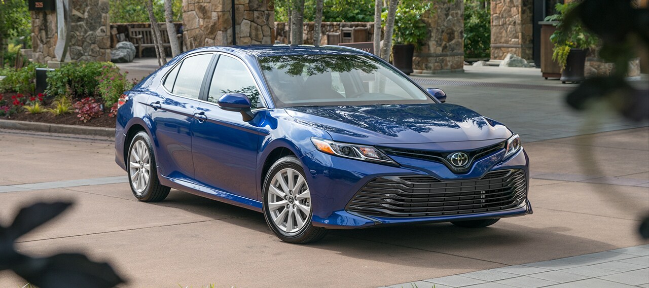Hood, Headlights, and Grill of 2018 Toyota Camry