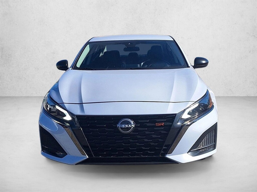 Used 2024 Nissan Altima 2.5 SR Sedan