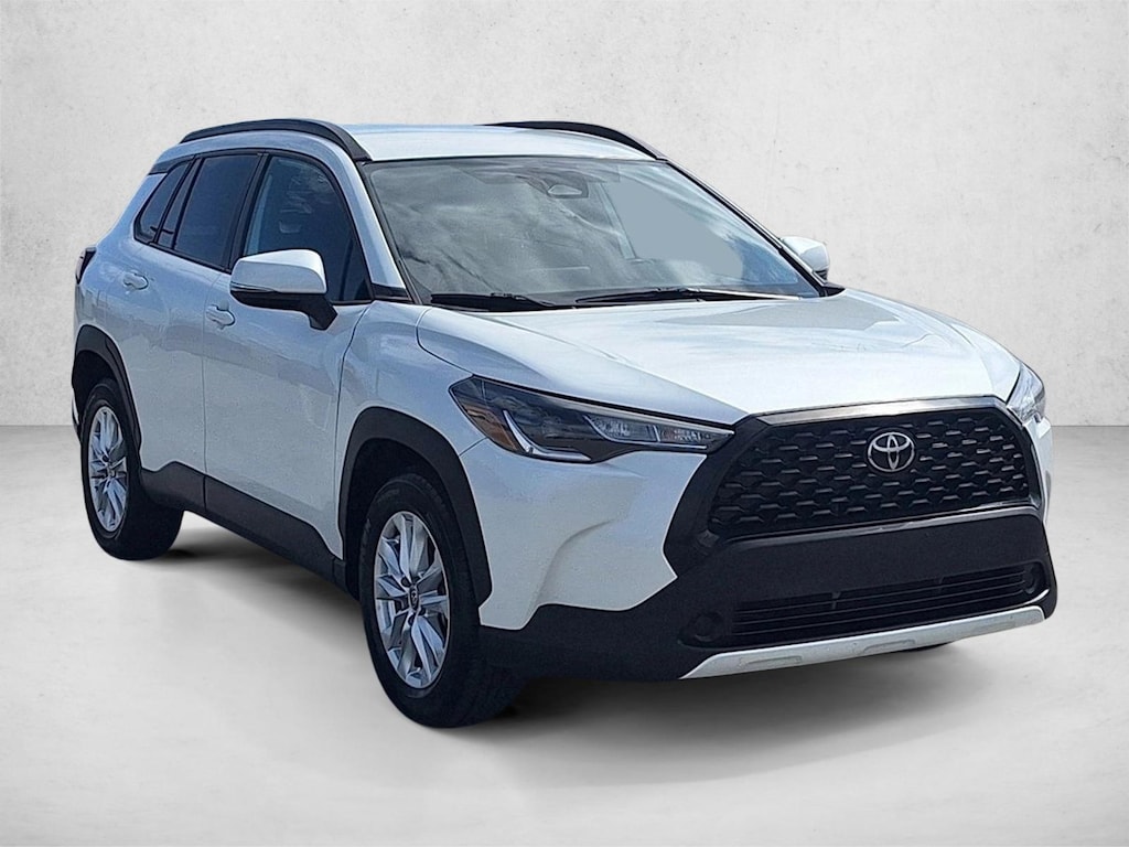 Used 2024 Toyota Corolla Cross LE SUV