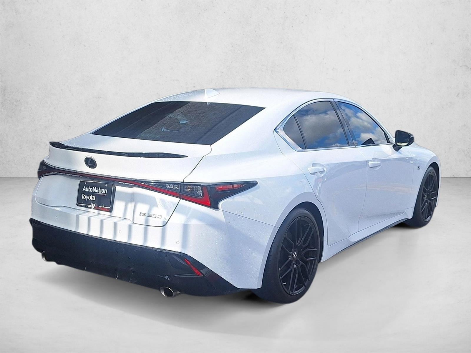 2022 LEXUS IS 350 F SPORT photo 5