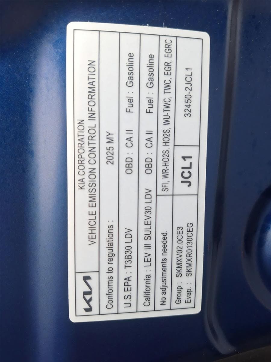 2025 Kia K4 LXS - Photo 24