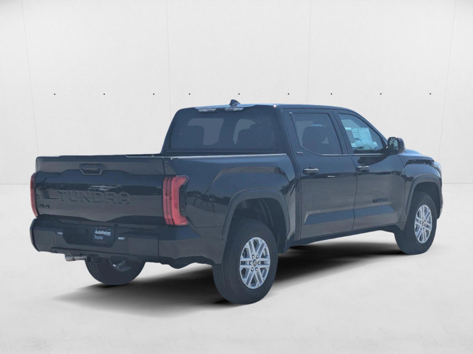2024 Toyota Tundra SR5 photo 2