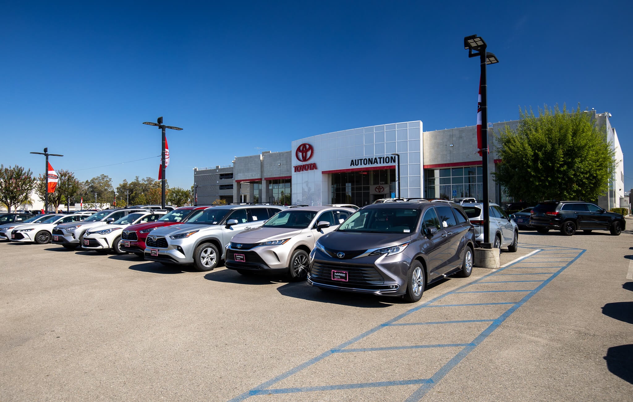 Toyota Dealership In Cerritos Ca Autonation Toyota Cerritos