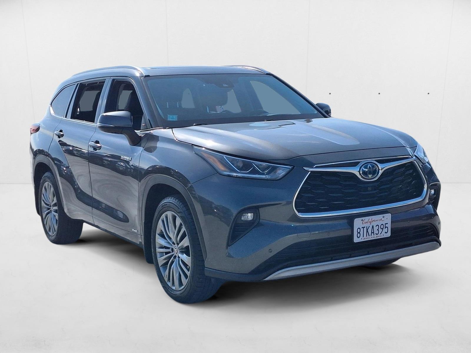 2021 Toyota Highlander Hybrid Platinum photo 3
