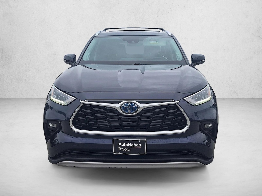 Used 2023 Toyota Highlander Hybrid Platinum SUV