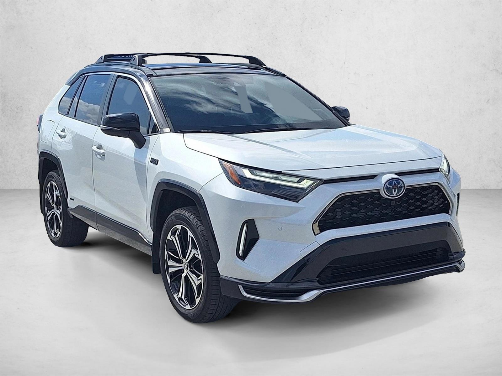 2024 Toyota RAV4 Prime XSE photo 3