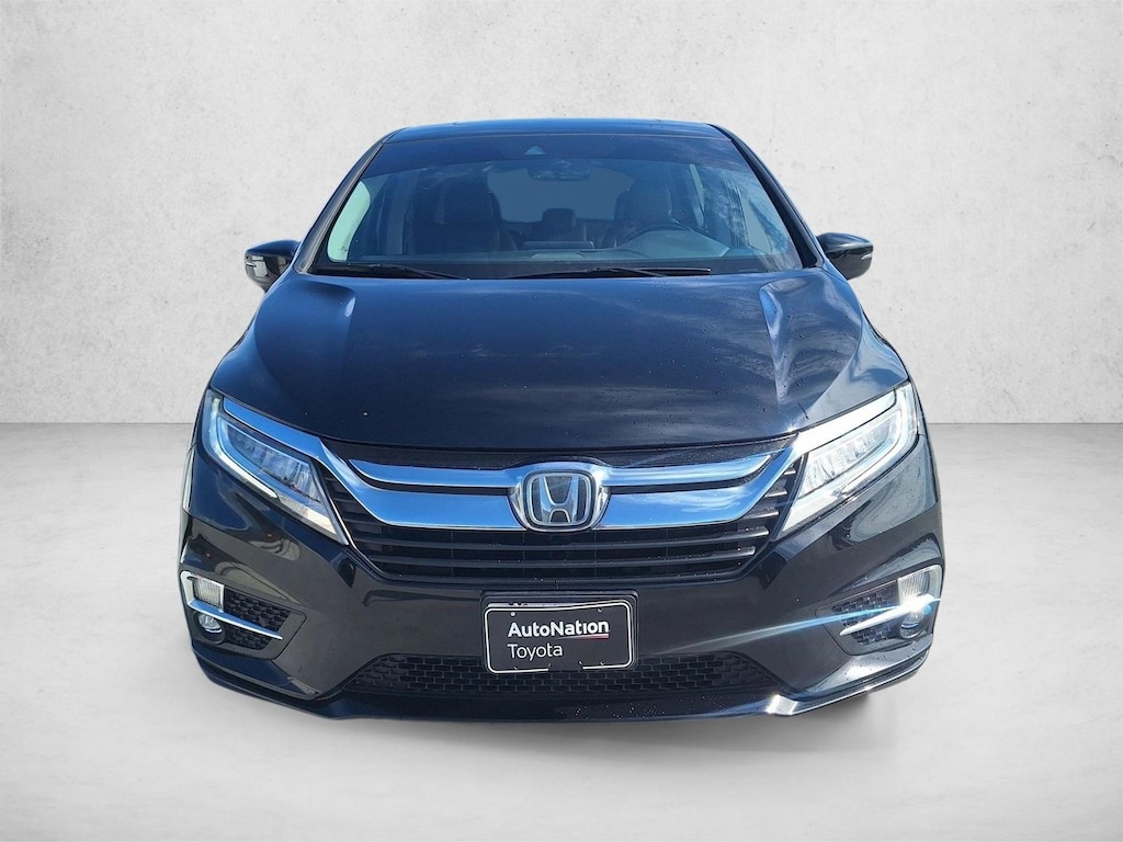 Used 2018 Honda Odyssey Touring Van