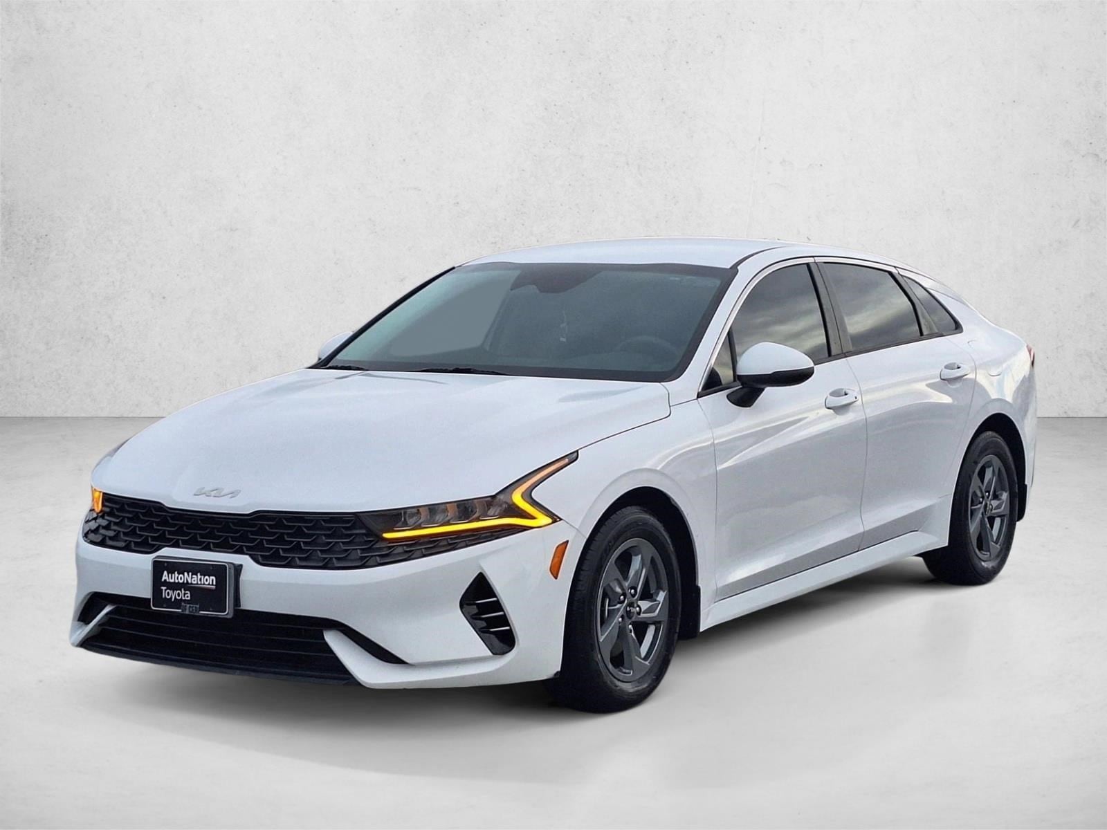 2022 Kia K5 LXS's photo