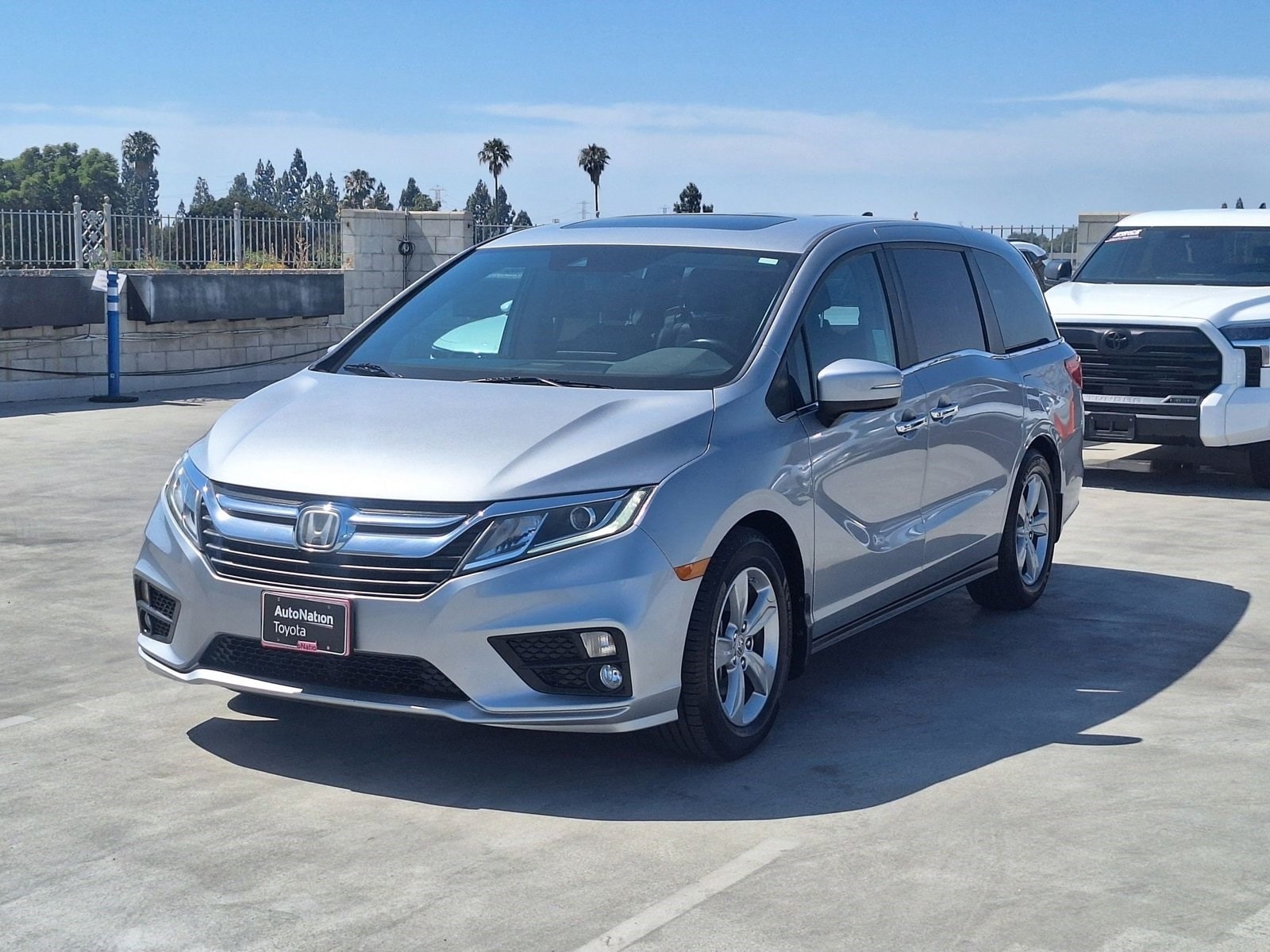 2018 Honda Odyssey EX-L with RES & Navigation's photo
