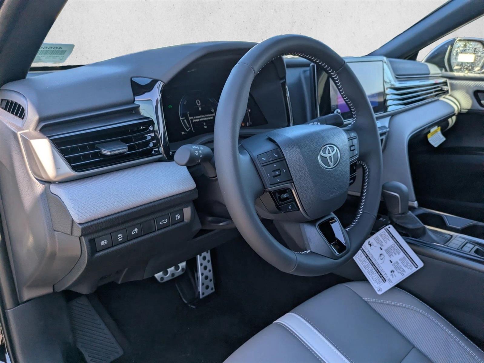 2026 Toyota Camry SE photo 3