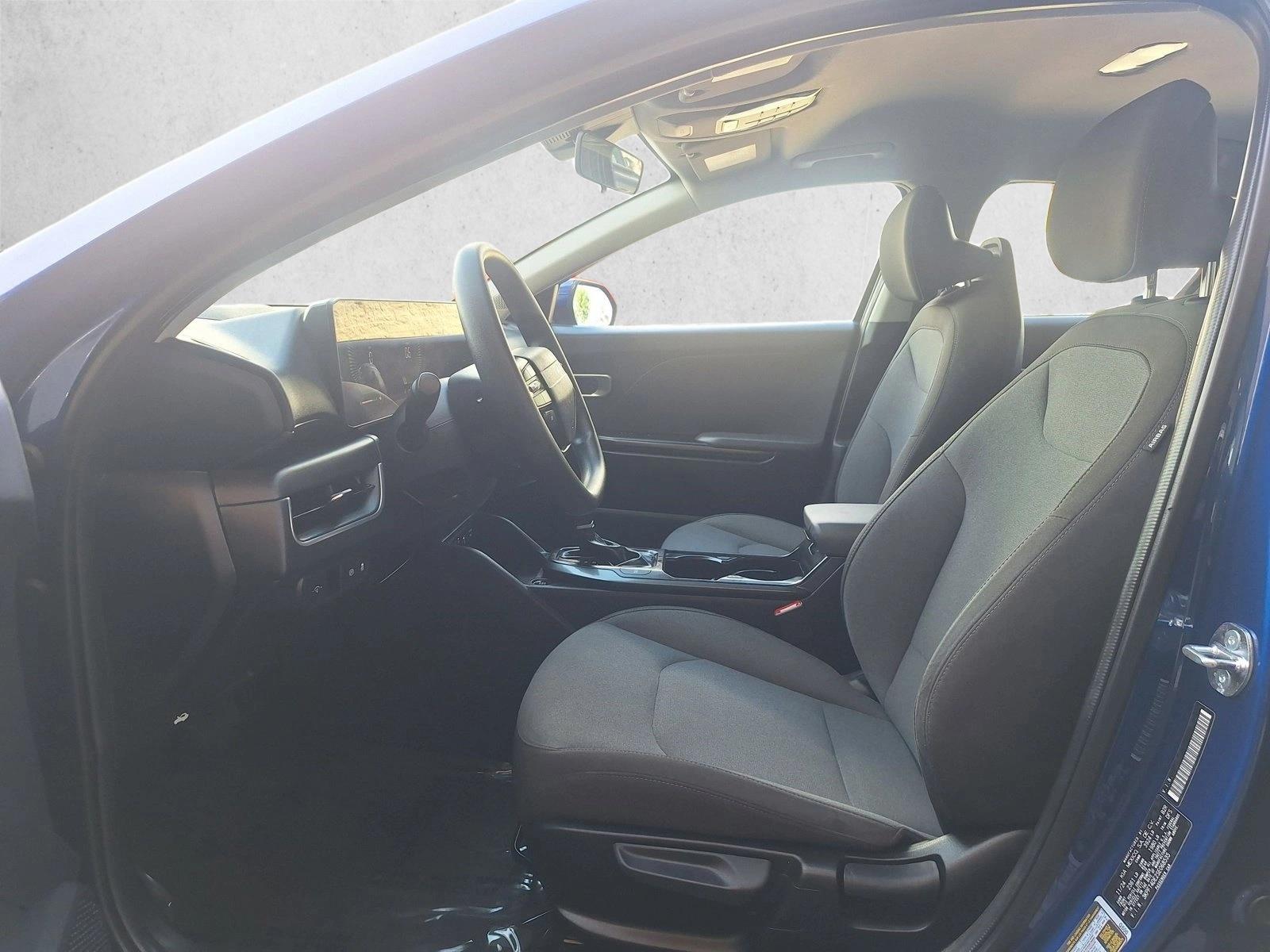 2025 Kia K4 LXS - Photo 10