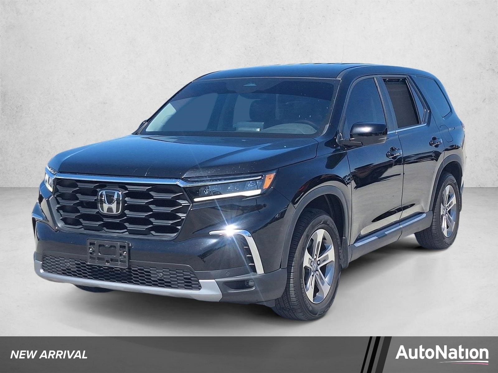 2023 Honda Pilot EX-L 8-Occupant 2WD's photo