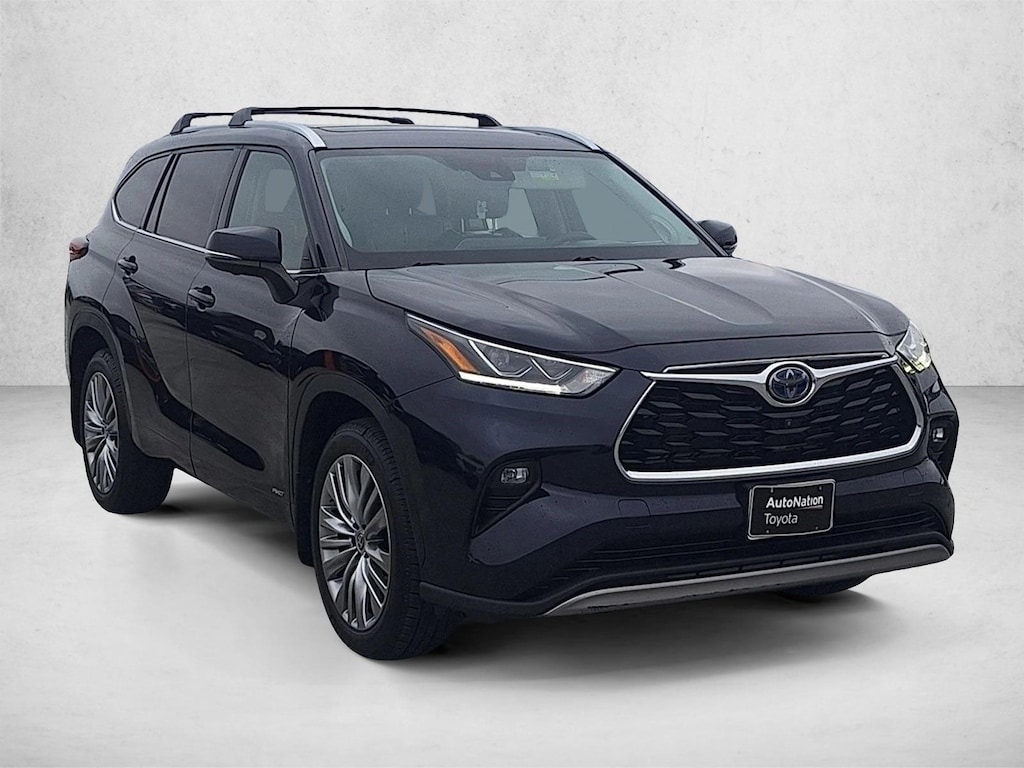 Used 2023 Toyota Highlander Hybrid Platinum SUV