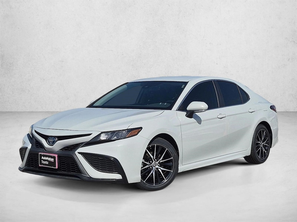 Certified 2023 Toyota Camry Hybrid SE Sedan