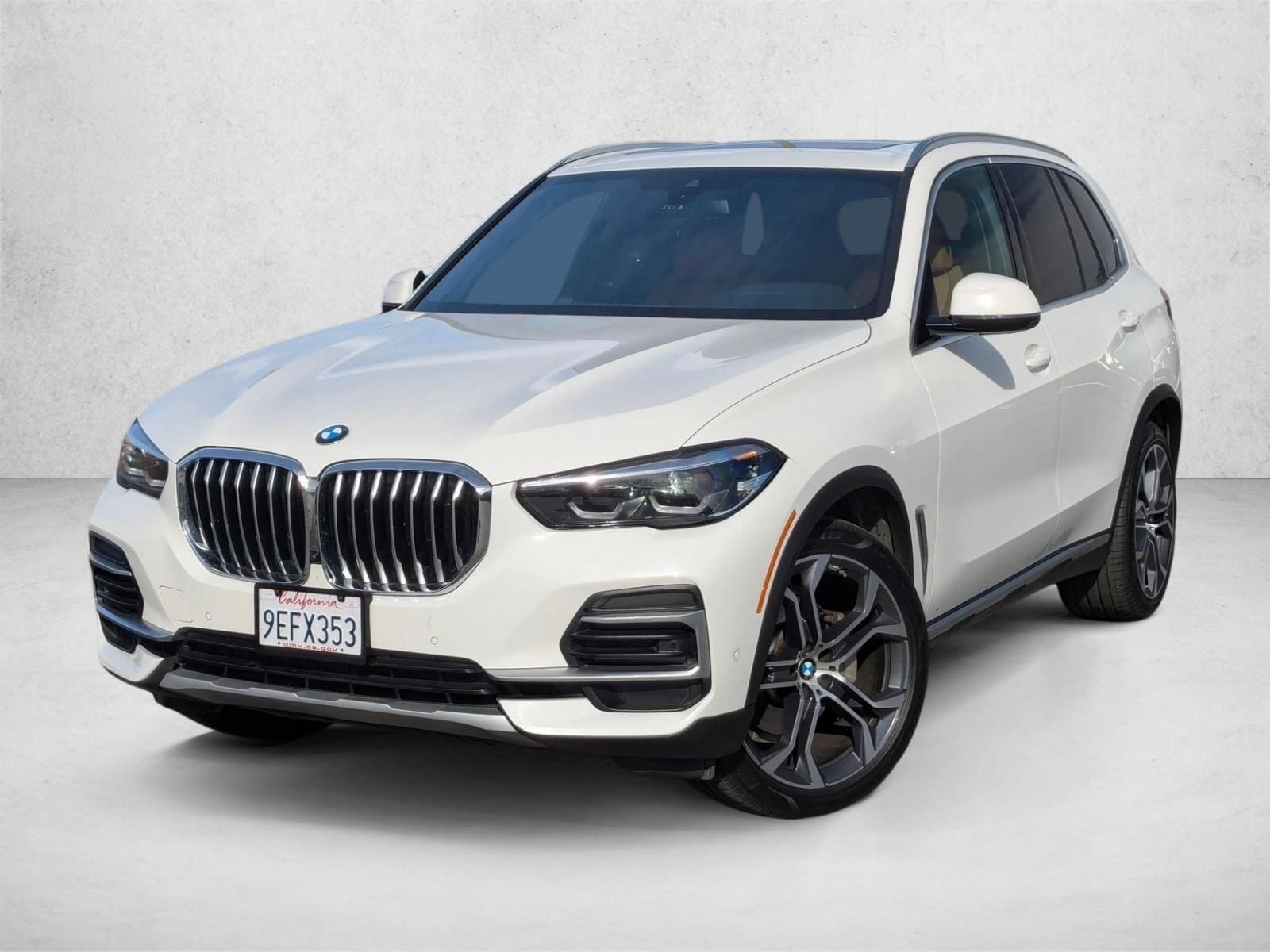 2023 BMW X5 40i's photo