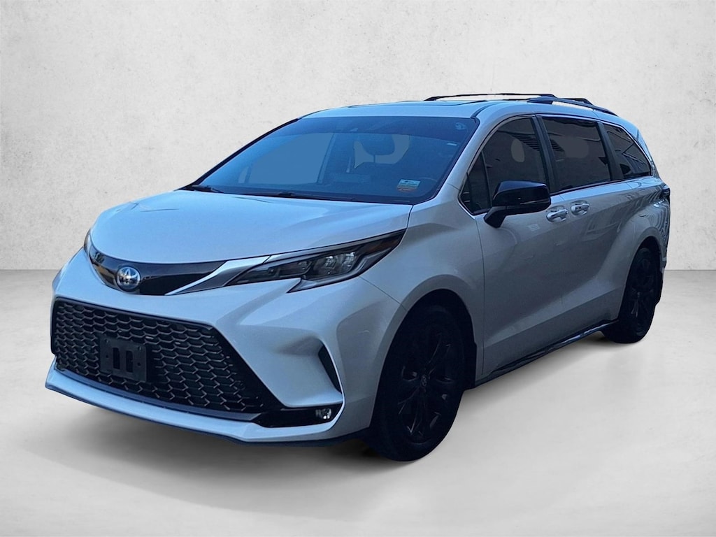 Certified 2024 Toyota Sienna XSE 7 Passenger Van Passenger Van