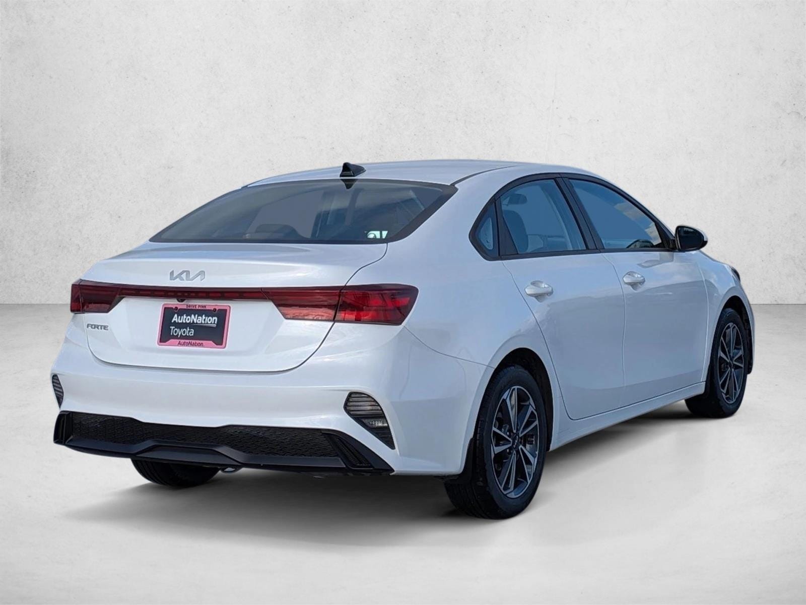2023 Kia Forte LXS photo 5