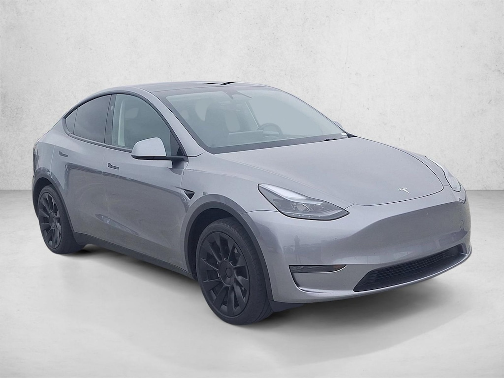 Used 2025 Tesla Model Y Long Range SUV
