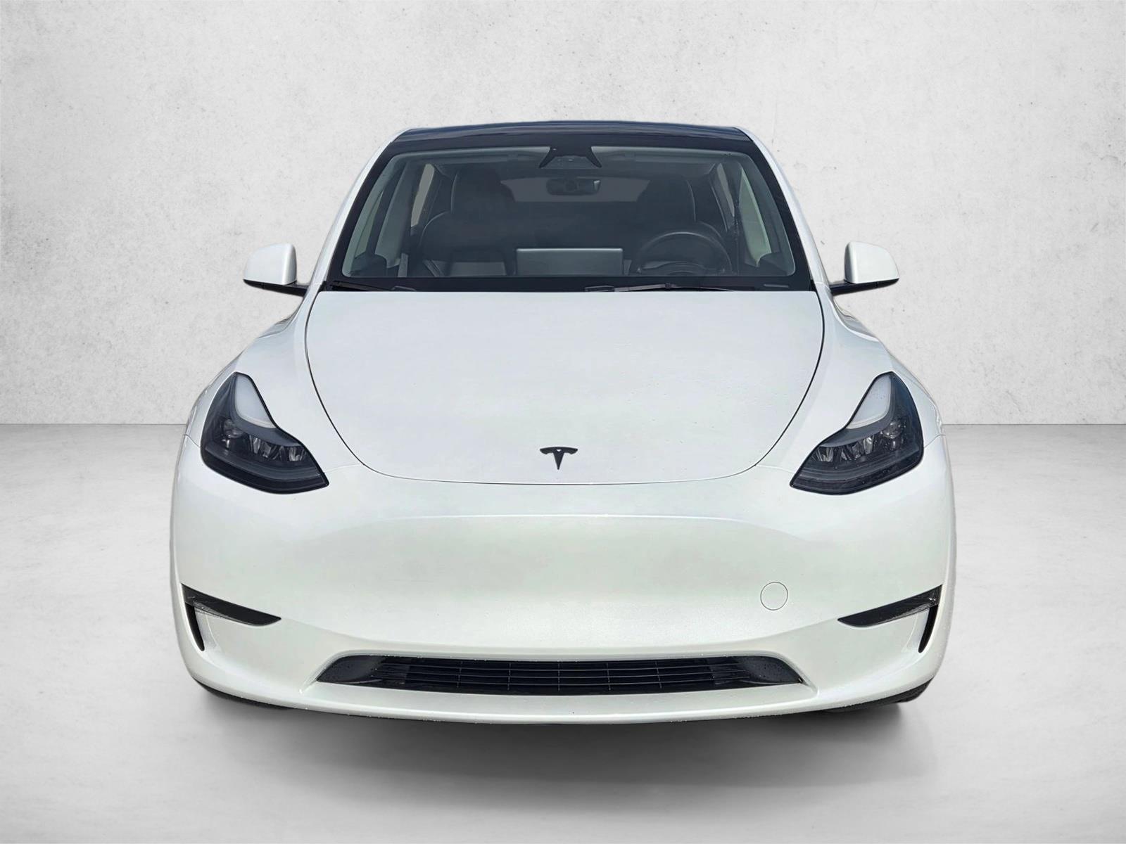 Used 2024 Tesla Model Y Long Range with VIN 7SAYGDED4RF054954 for sale in Cerritos, CA