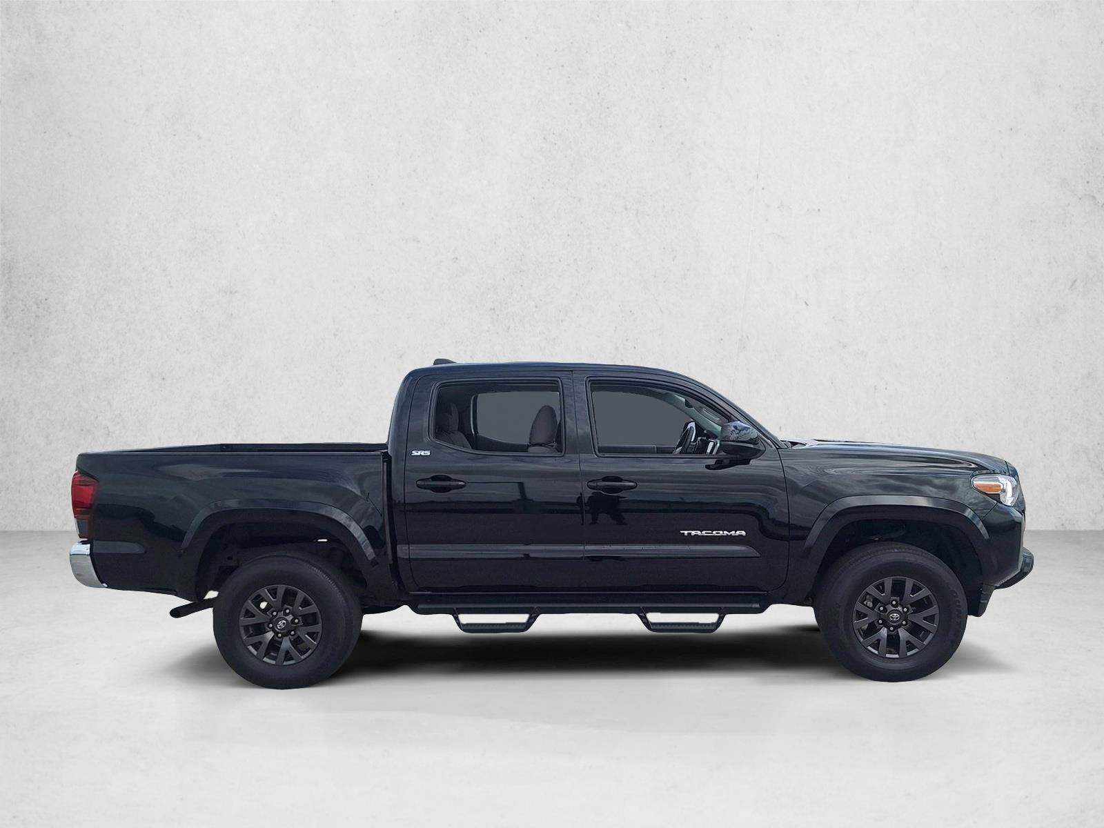 2023 Toyota Tacoma SR5 V6 photo 4