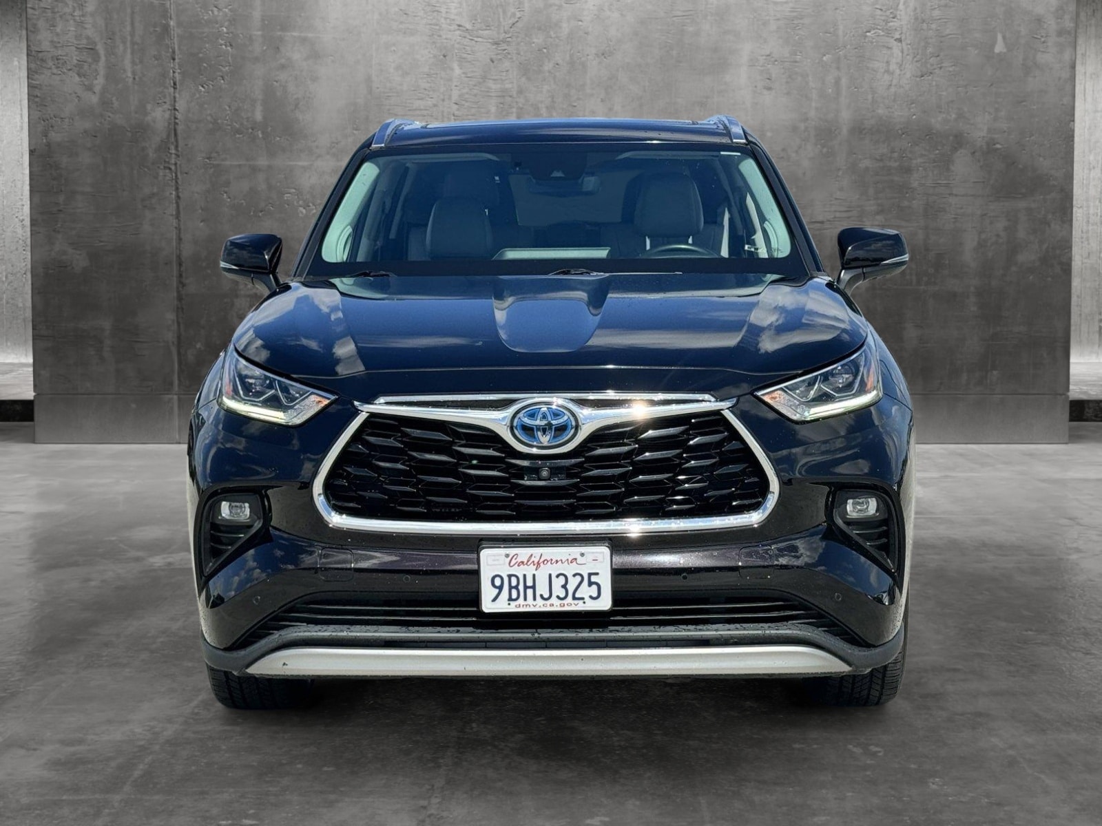 Used 2020 Toyota Highlander Platinum with VIN 5TDEBRCH5LS012362 for sale in Cerritos, CA