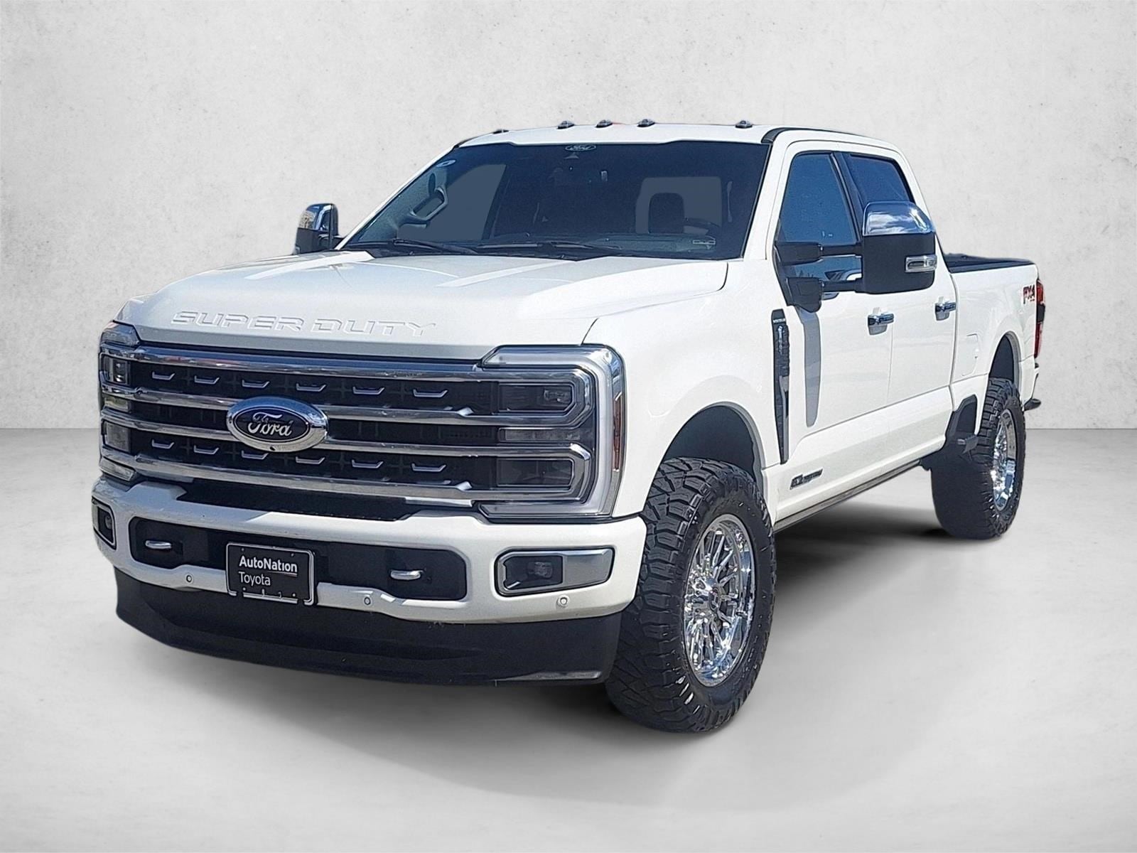 2024 Ford F-250 Platinum 4x4 Crew Cab 8' Box's photo
