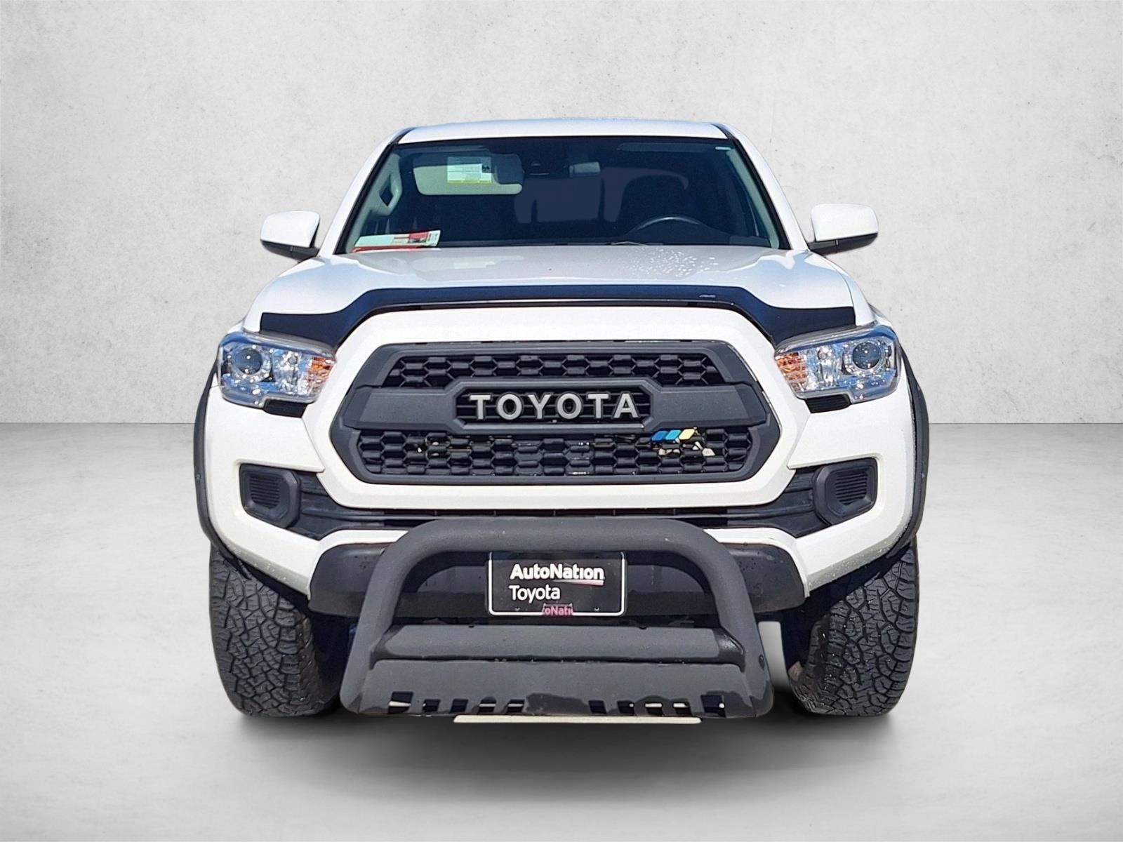 2018 Toyota Tacoma SR photo 2