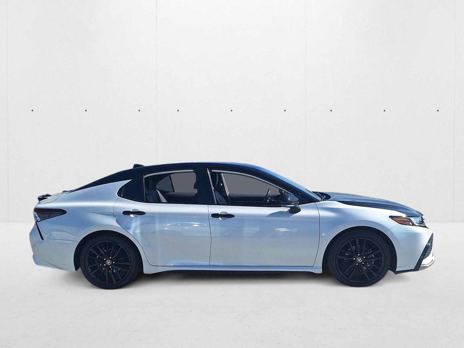 2024 Toyota Camry XSE V6 photo 4