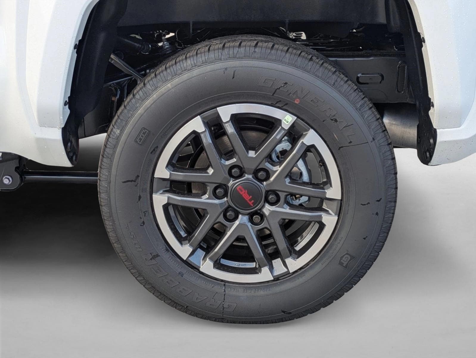 2026 Toyota Tacoma TRD Sport - Photo 9