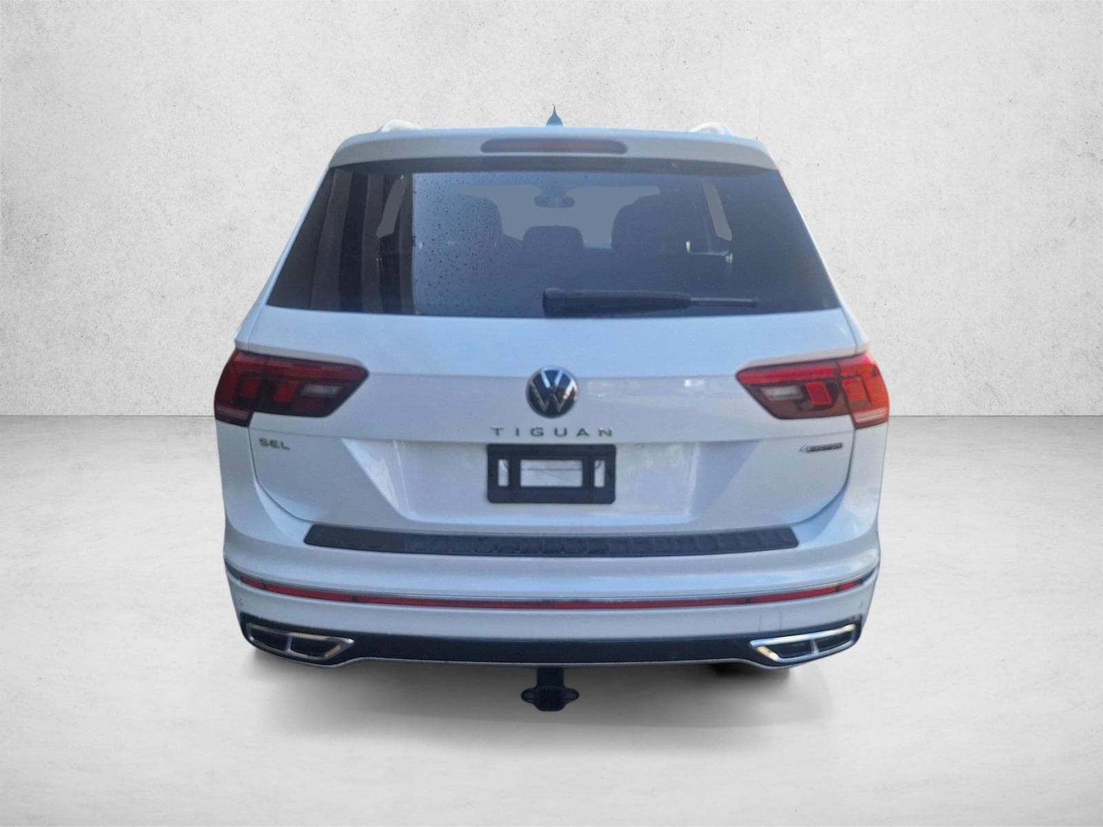 2024 Volkswagen Tiguan 2.0T SEL R-Line photo 6