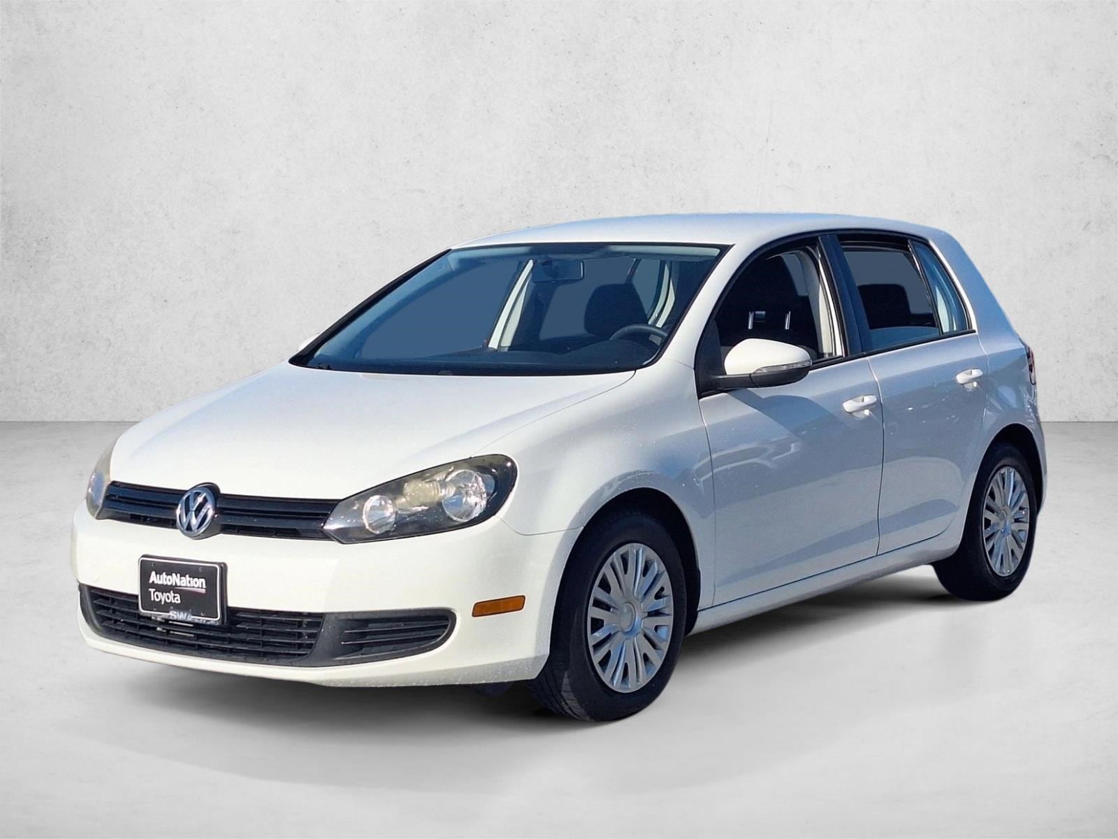 2012 Volkswagen Golf Base