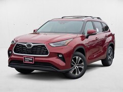 2025 Toyota Highlander XLE XLE FWD