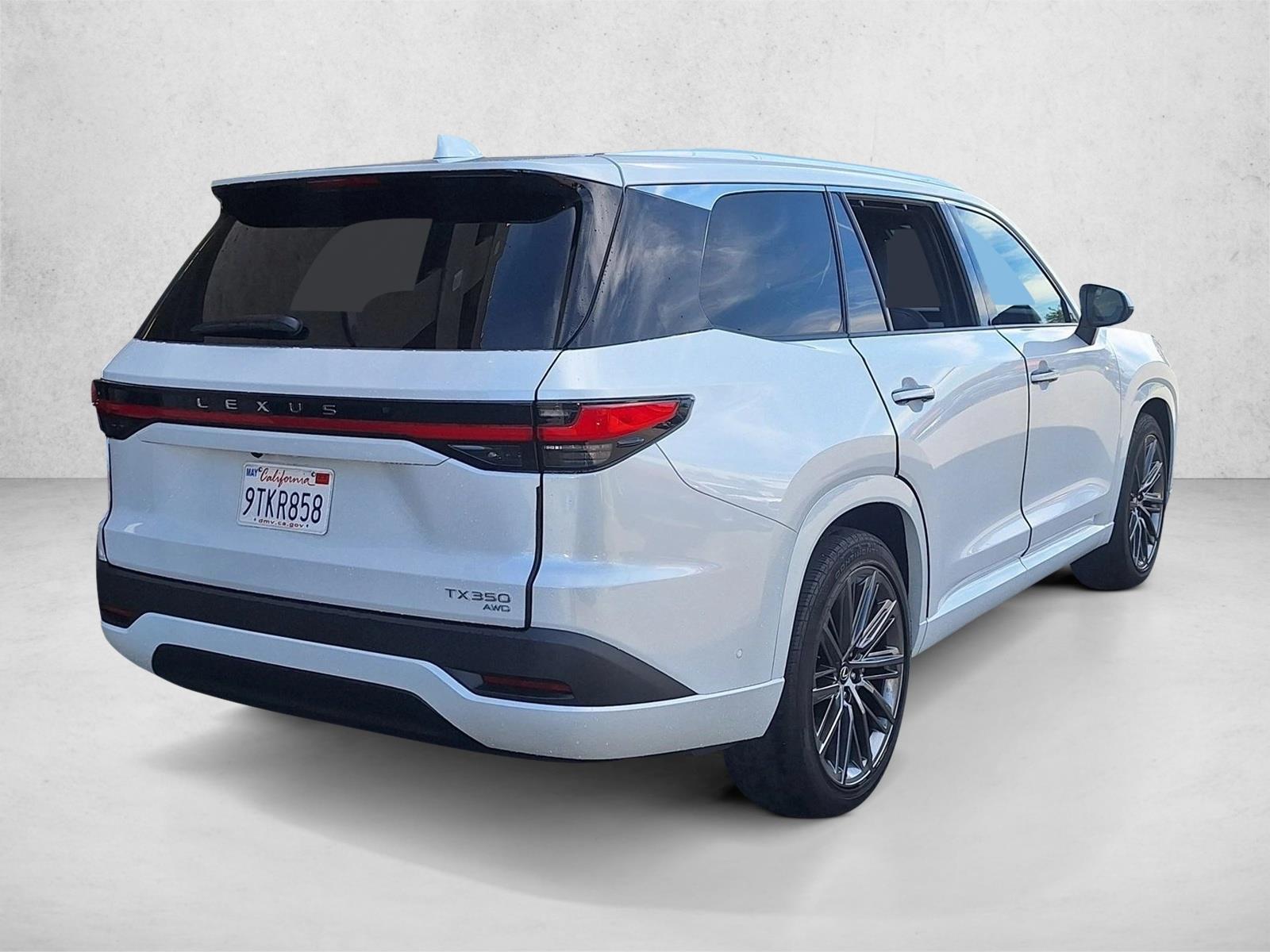 2025 LEXUS TX 350 Luxury photo 4