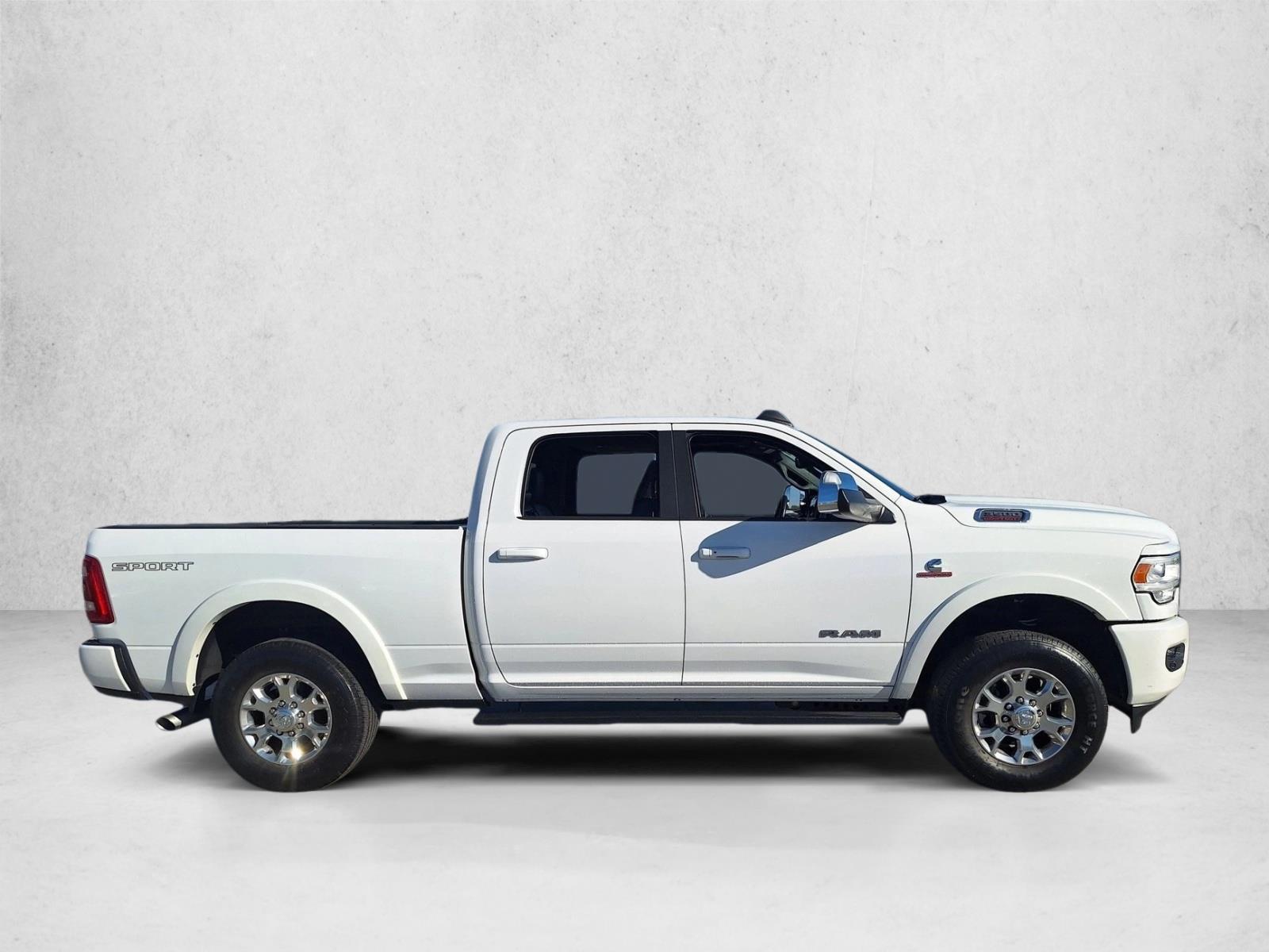 2019 Ram 3500 Laramie photo 4