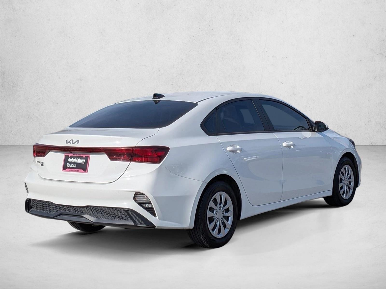 2023 Kia Forte LX photo 5