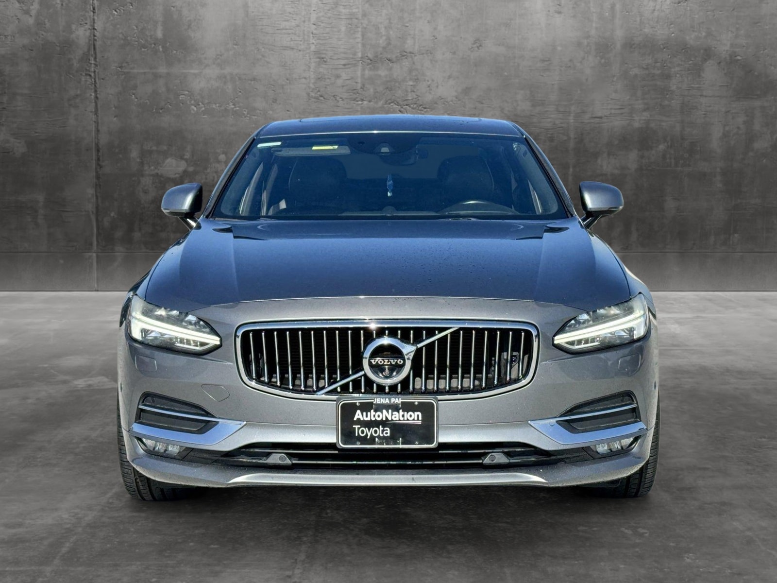 Used 2017 Volvo S90 Inscription with VIN YV1A22ML5H1017052 for sale in Cerritos, CA