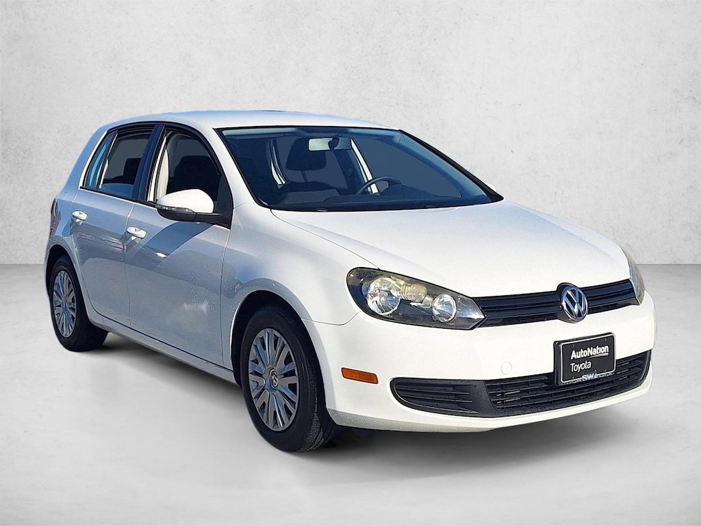 Used 2012 Volkswagen Golf 2.5L 4-door w/PZEV Hatchback