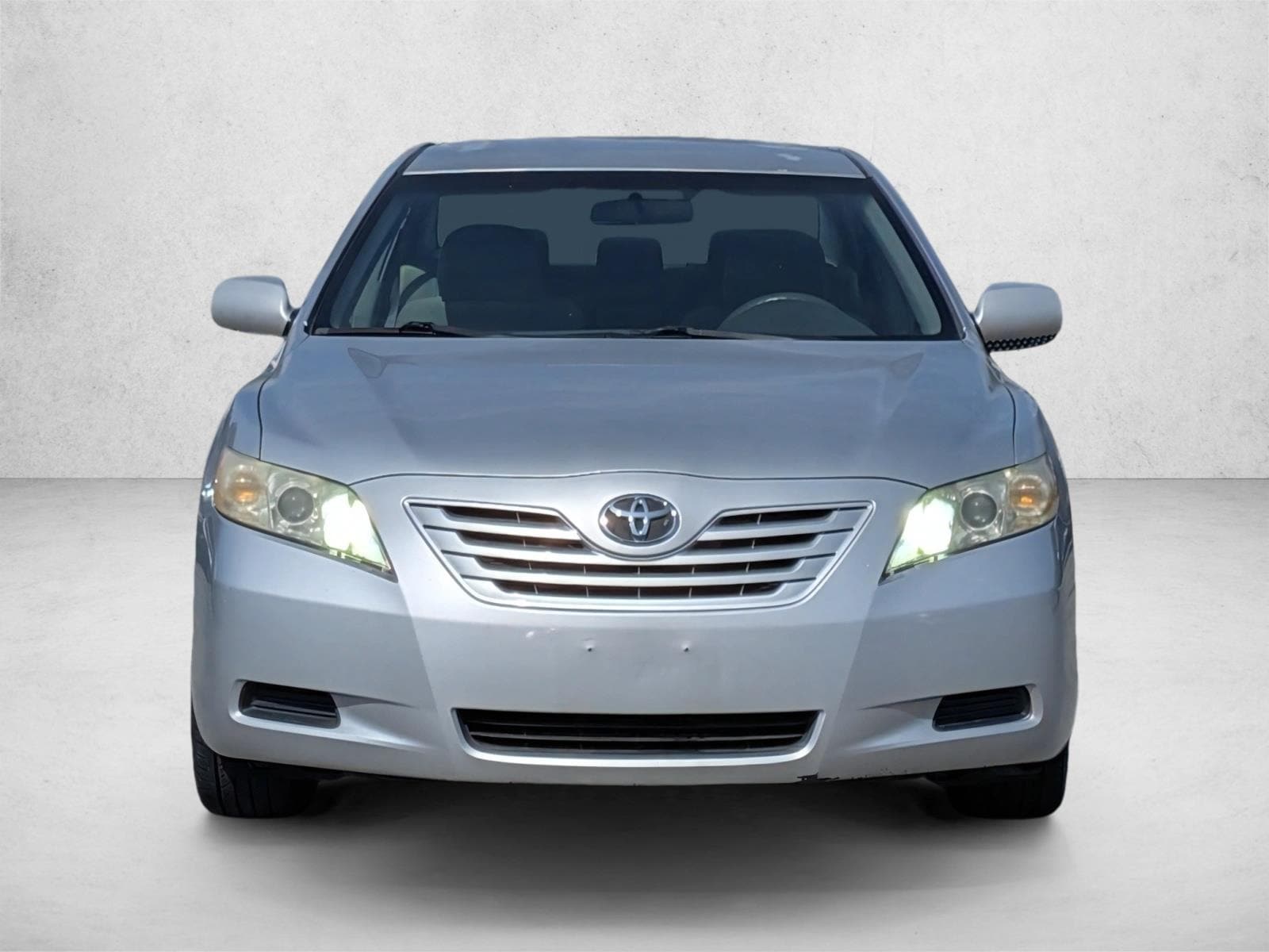 2008 Toyota Camry LE V6 photo 2