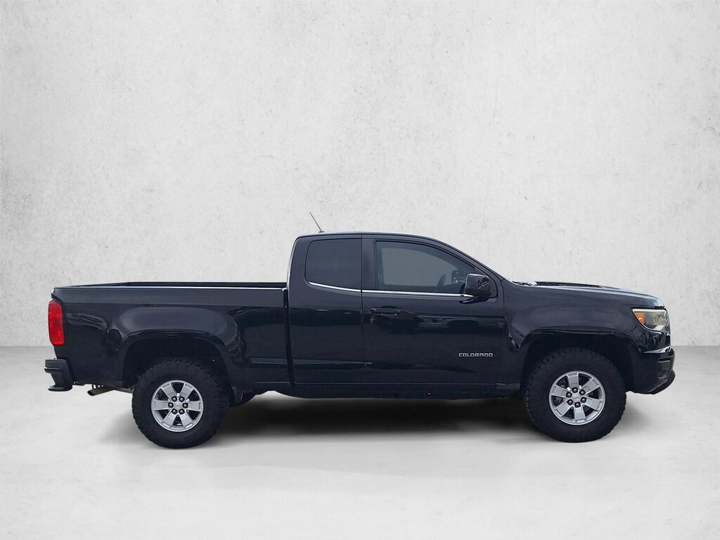 Used 2018 Chevrolet Colorado WT Truck Extended Cab