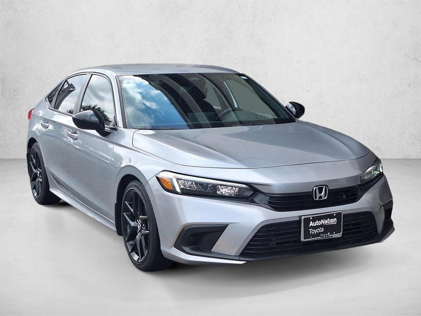 2023 Honda Civic Sport photo 3