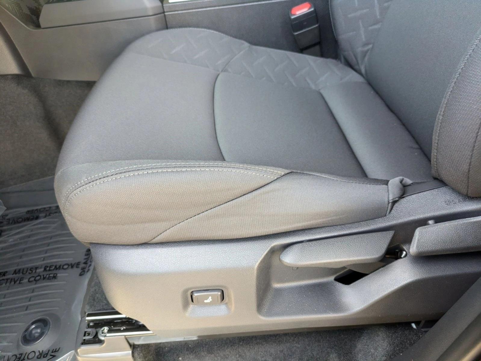 2025 Toyota Tacoma SR5 4x4 Double Cab photo 4