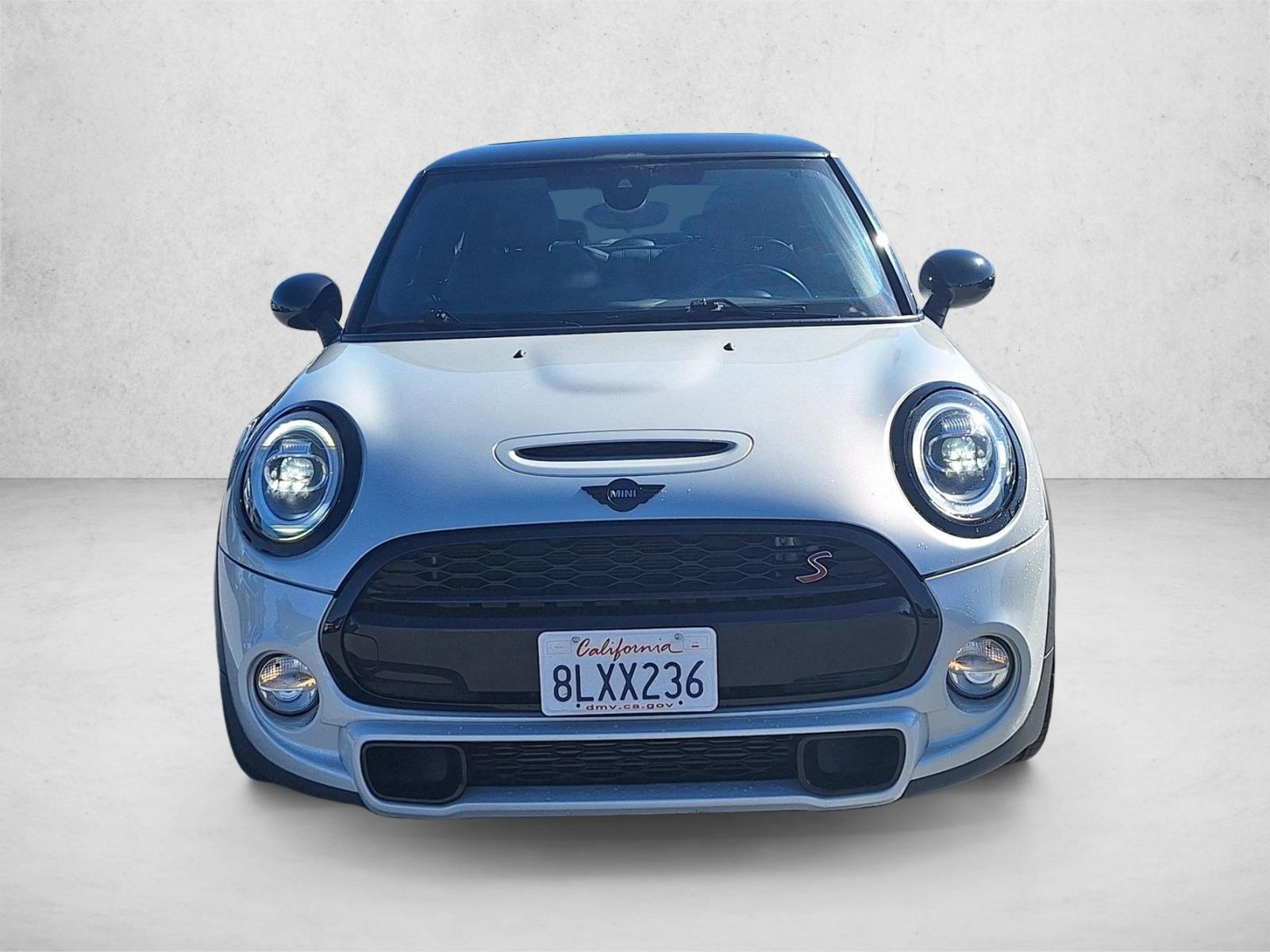 2019 Mini Cooper 2 Door Hardtop S photo 2