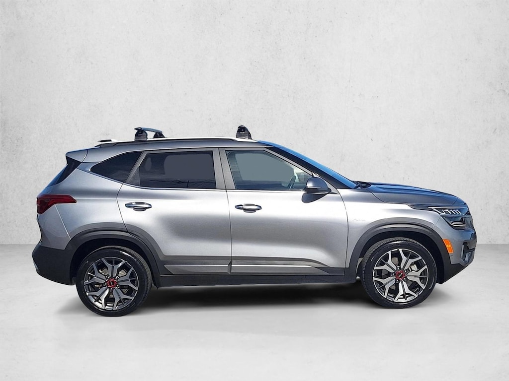 Used 2023 Kia Seltos SX SUV