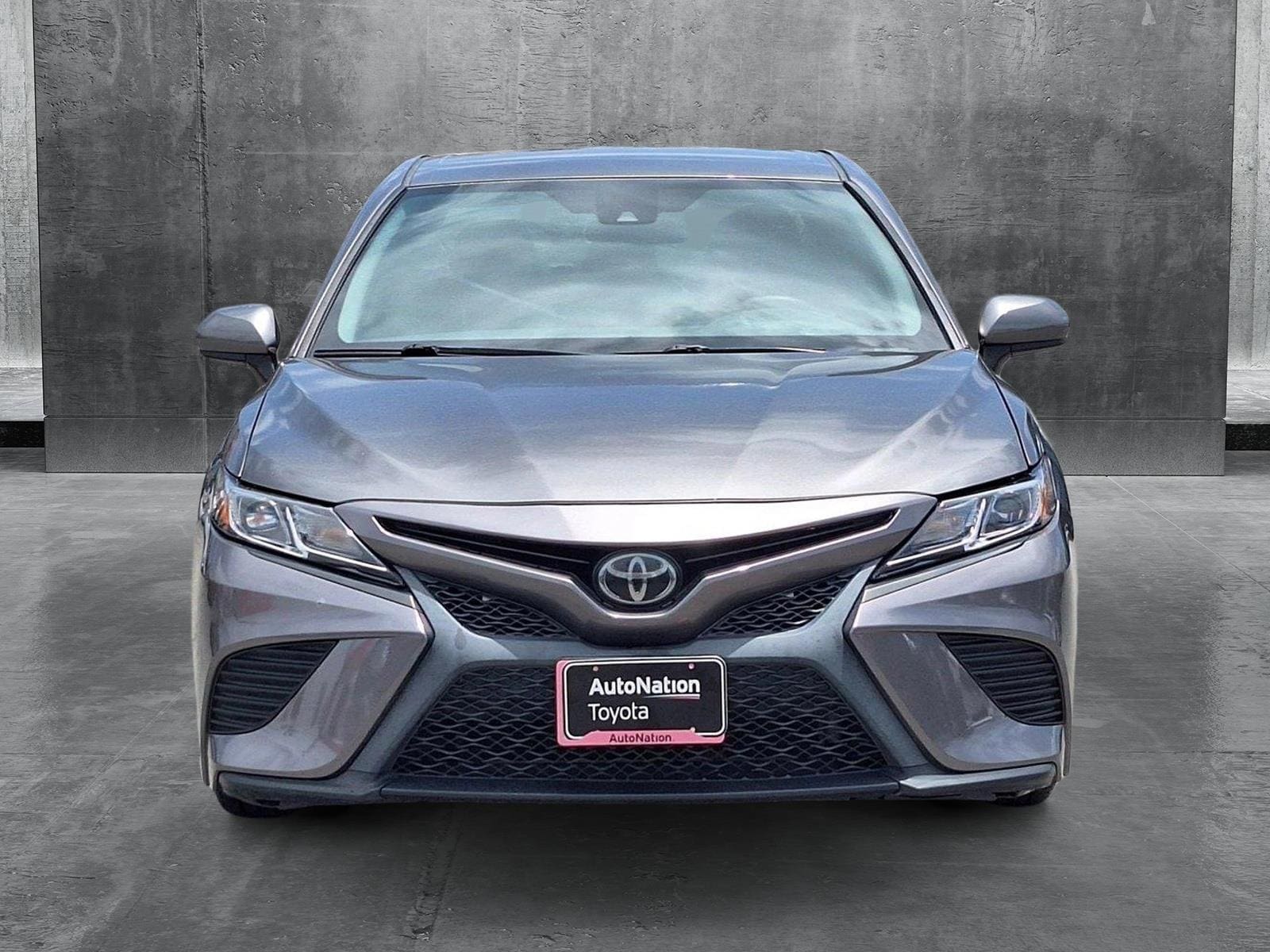 Used 2019 Toyota Camry SE with VIN 4T1B11HK5KU785771 for sale in Cerritos, CA