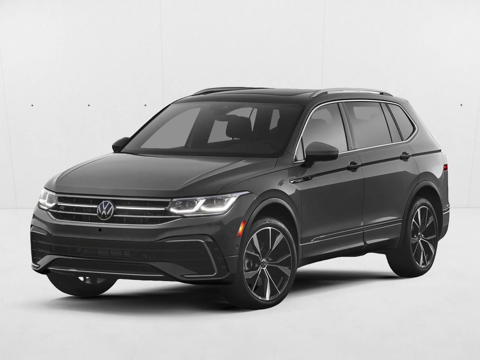 2022 Volkswagen Tiguan SE's photo