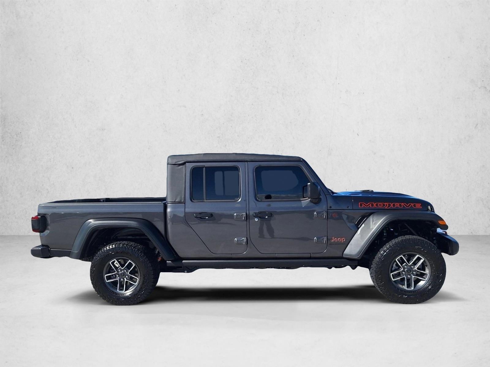2025 Jeep Gladiator Mojave photo 4