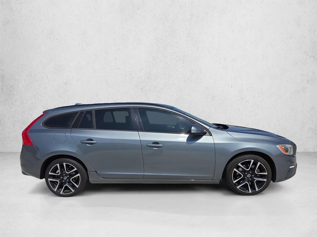 Used 2018 Volvo V60 T5 Dynamic Wagon
