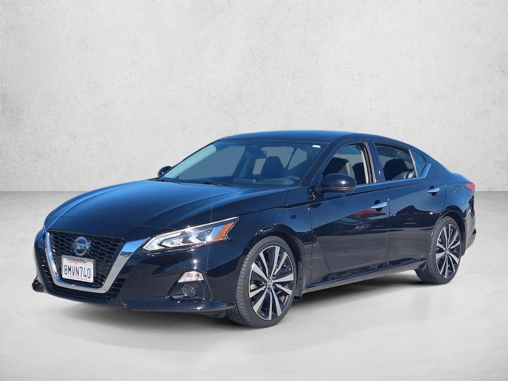 Used 2019 Nissan Altima 2.5 Platinum Sedan